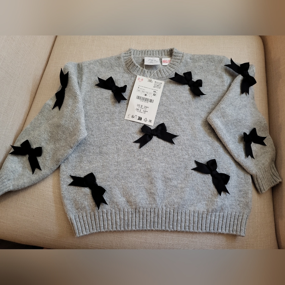 Zara toddler girls  gray sweater with black bows size 3 yrs